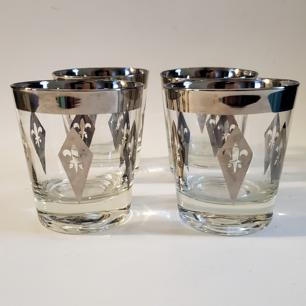 Silver Trimmed Fleur De Lis On The Rocks Double Old Fashioned Glasses